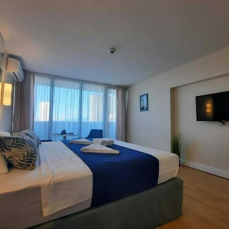 Aparthotel Orbi City Sea View Batoemi Buitenkant foto