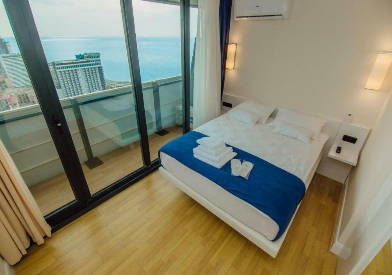 Aparthotel Orbi City Sea View Batoemi Buitenkant foto
