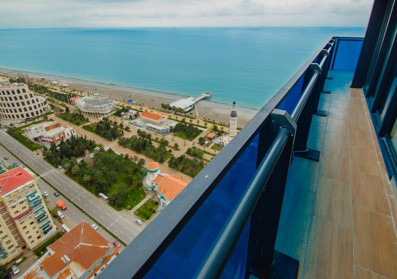 Aparthotel Orbi City Sea View Batoemi Buitenkant foto