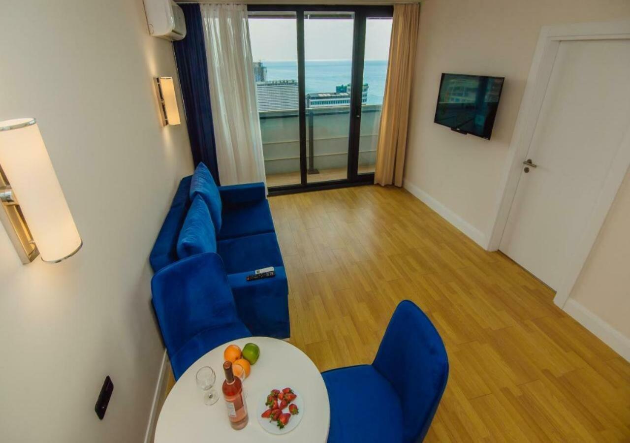 Aparthotel Orbi City Sea View Batoemi Buitenkant foto
