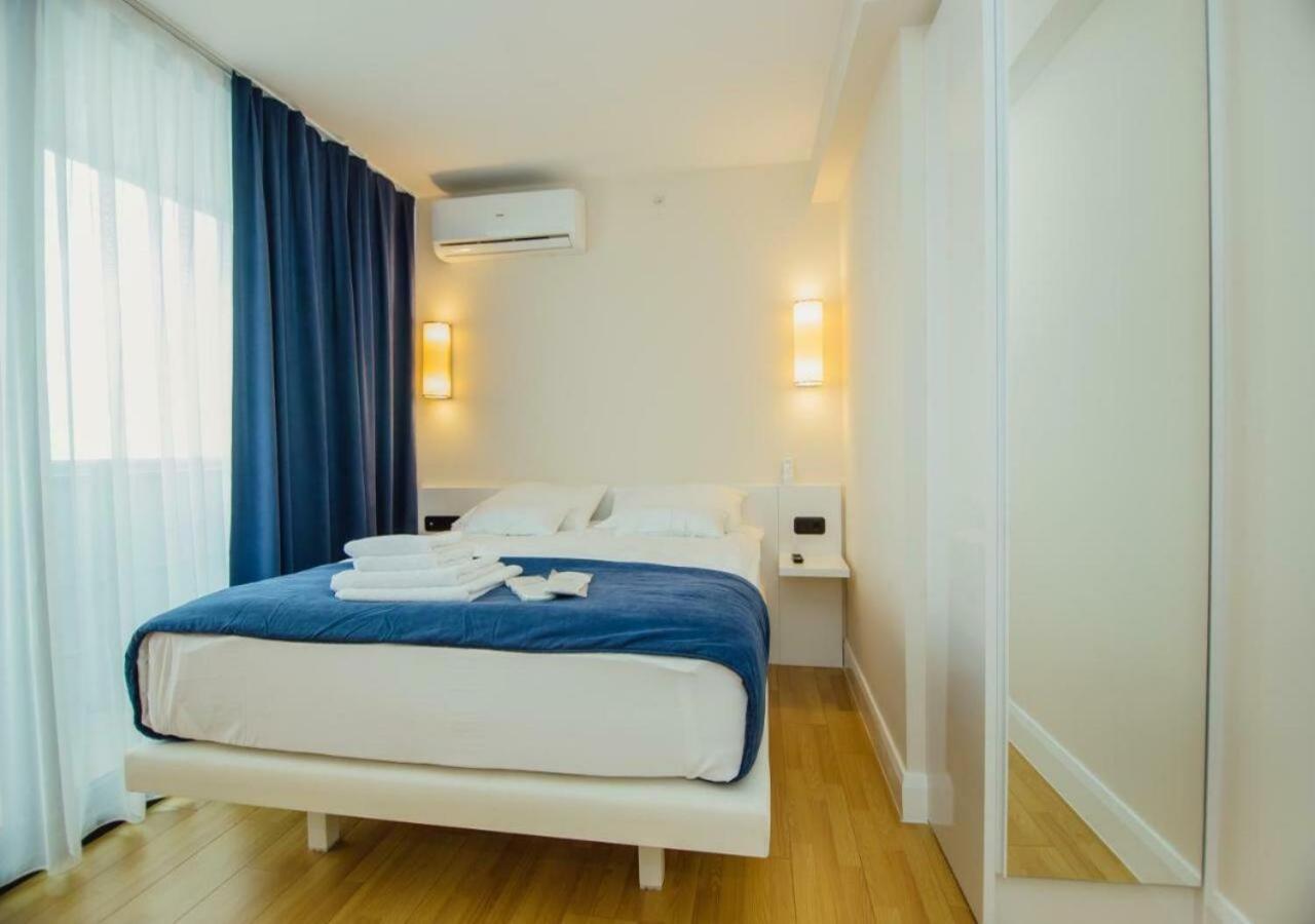 Aparthotel Orbi City Sea View Batoemi Buitenkant foto