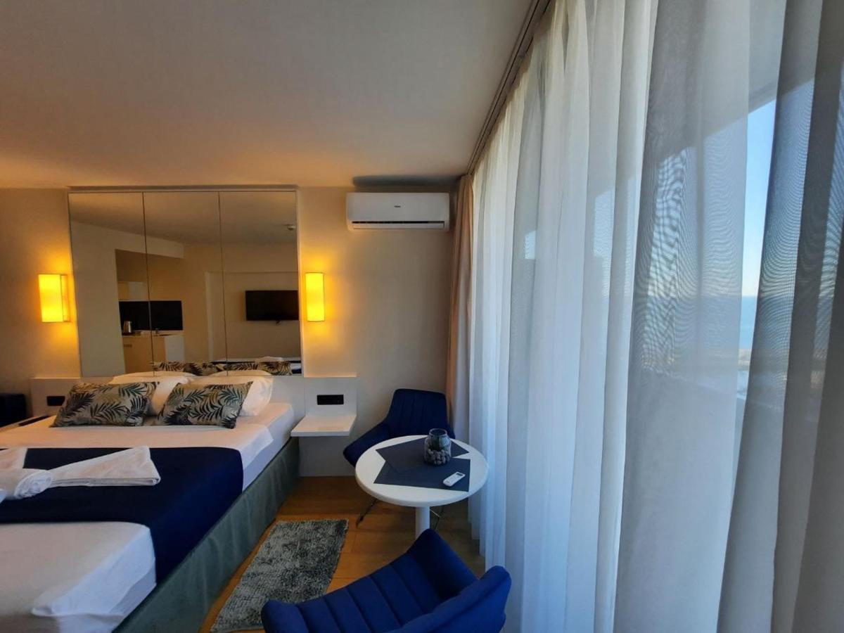 Aparthotel Orbi City Sea View Batoemi Buitenkant foto