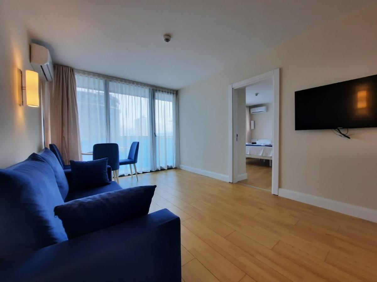 Aparthotel Orbi City Sea View Batoemi Buitenkant foto