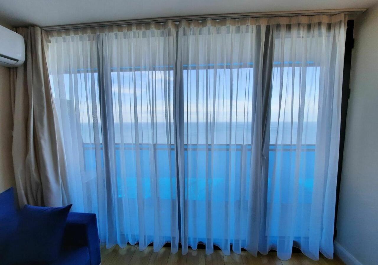 Aparthotel Orbi City Sea View Batoemi Buitenkant foto